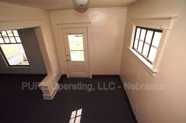 Building Photo - 1474 Spencer St