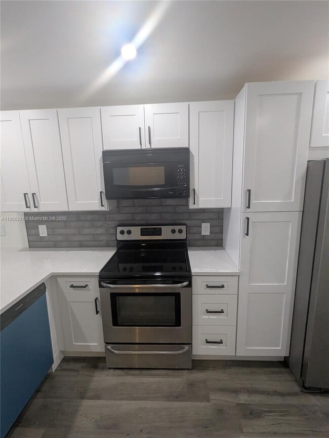 Building Photo - 5904 S Rue Rd