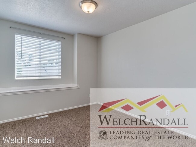 Building Photo - 6 br, 3 bath House - 624 West 1825 North