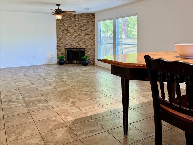 Building Photo - 6622 Grant Dr