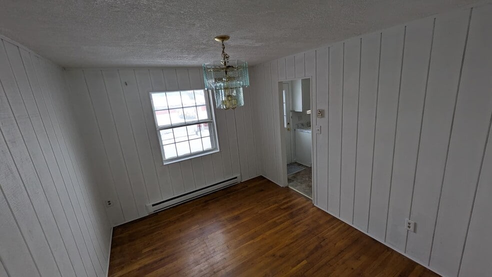 Building Photo - 36 Madison Ln