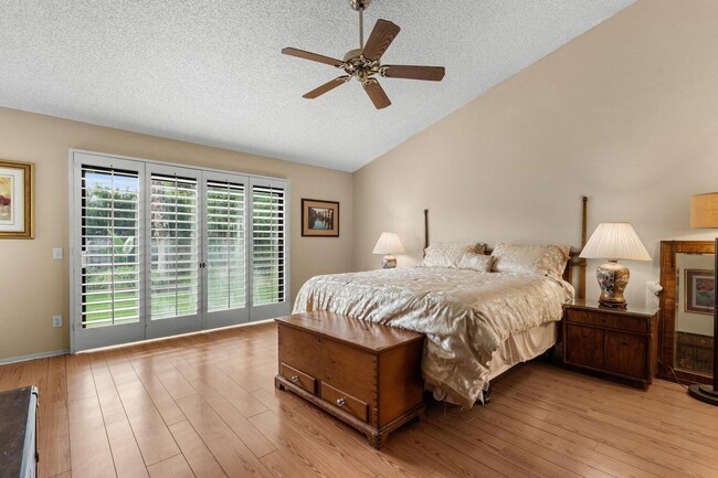 Building Photo - 70451 Cobb Rd