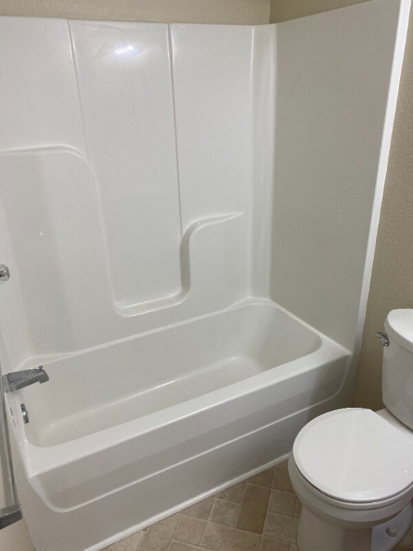 Building Photo - 121 St George Ln