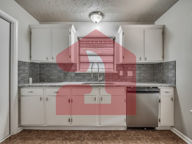 Building Photo - 10504 Ridgeview Dr