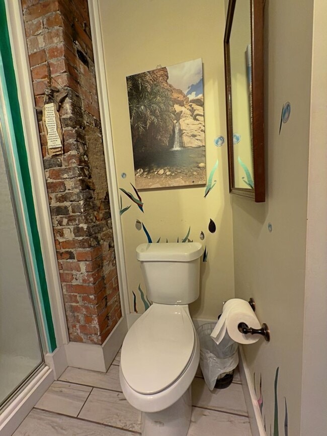 Building Photo - Short term fully furnished rental in Knoxv...