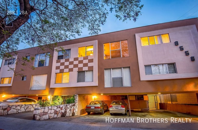 Building Photo - 8556 Cashio St