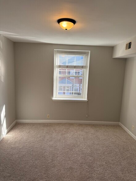 Building Photo - 4724 29th St S