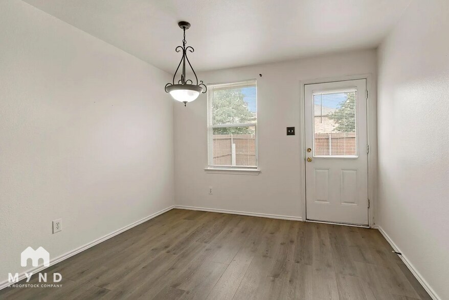 Building Photo - 13139 Ambrose Dr