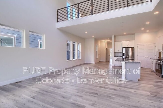 Building Photo - 1057 Torrey St