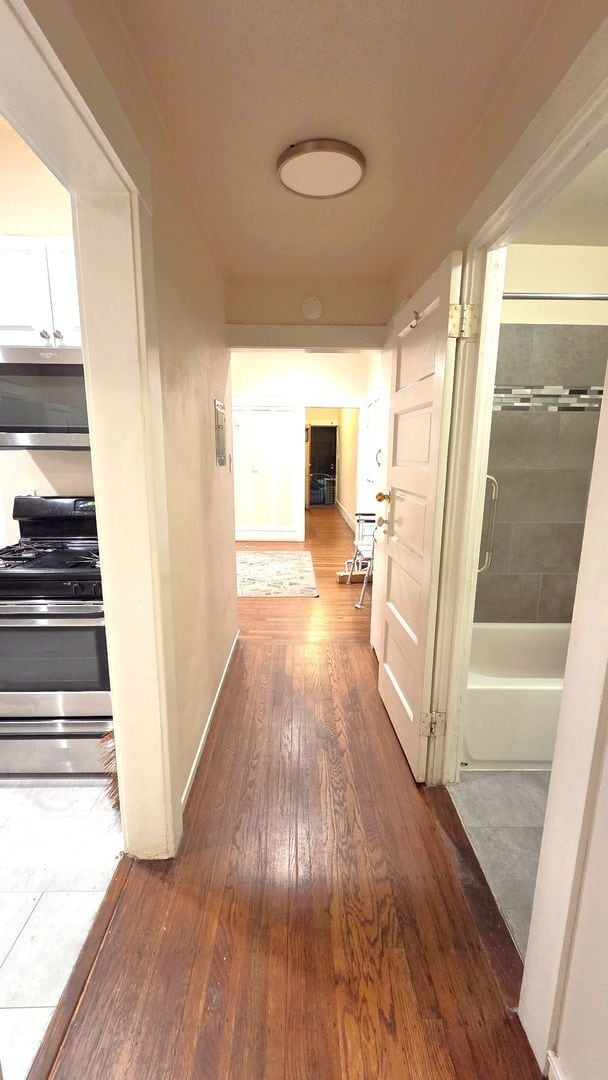 Building Photo - 1522