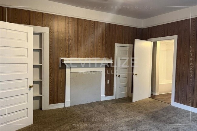 Building Photo - 4 Bed/3 Bath Home in Chickasaw East Village