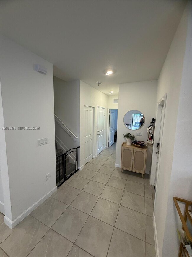 Building Photo - 12944 SW 286th Terrace