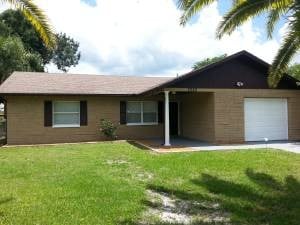 Primary Photo - 7030 Carmel Ave