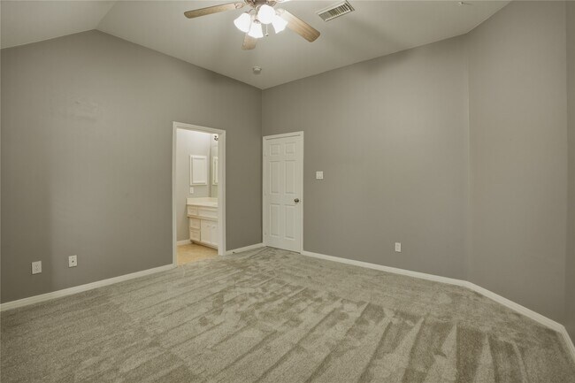 Building Photo - 2302 Marblecrest Ln