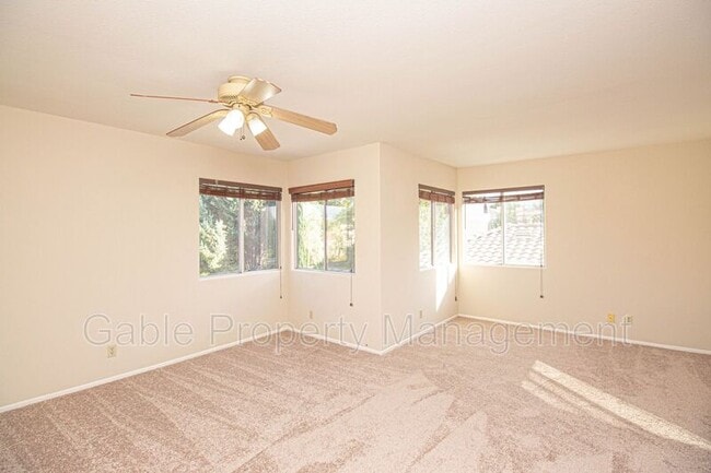 Building Photo - 25804 Dickens Ct