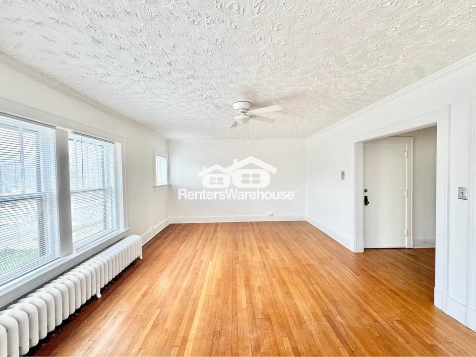 Building Photo - 3612 Ingersoll Ave