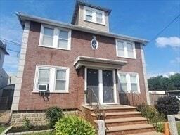 Building Photo - 1 Grayson St