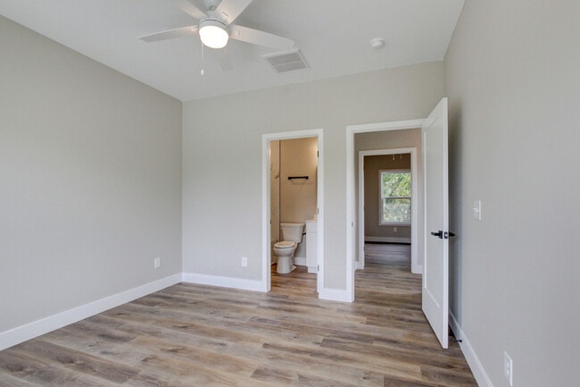 Building Photo - 238 3rd St