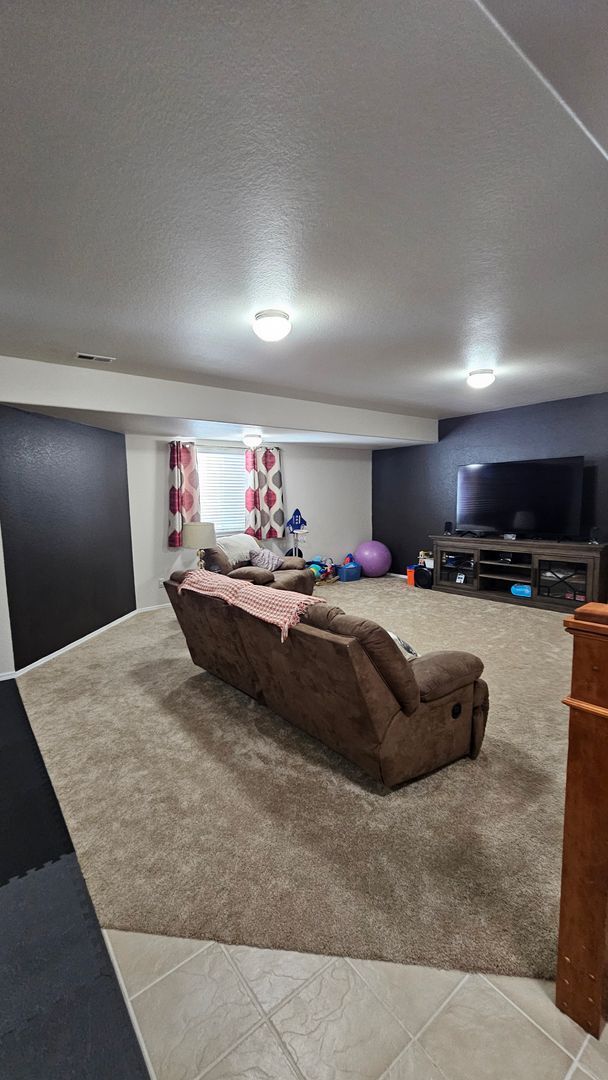 Building Photo - Beautiful 4 Bedroom Wolf Ranch Home