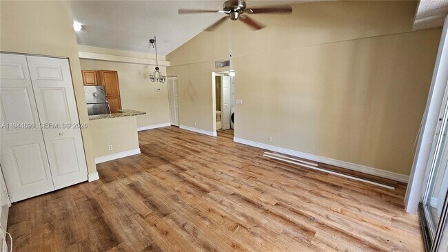 Building Photo - 801 Lyons Rd