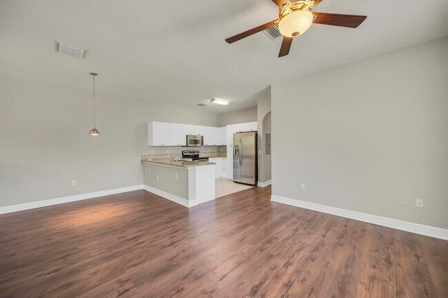 Building Photo - 40 SE Sedona Cir