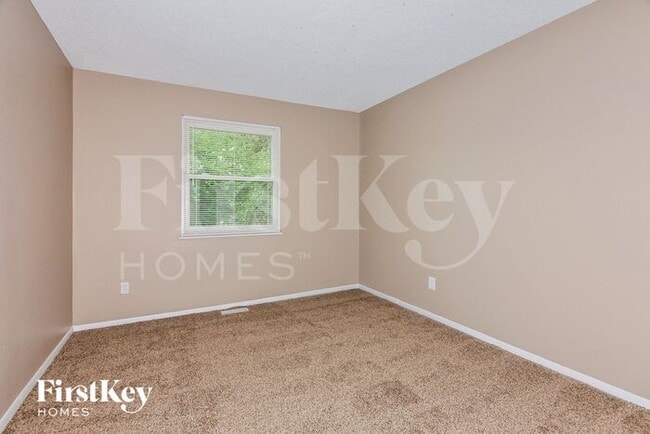 Building Photo - 2 Novella Dr