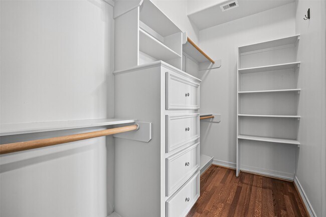 Building Photo - 3515 Durness Way