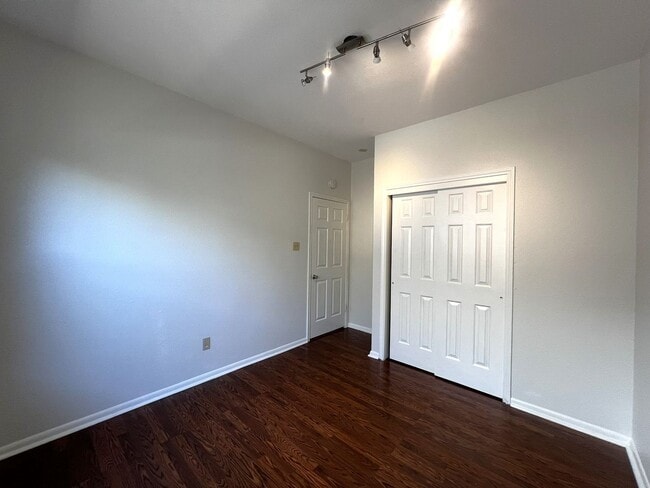 Building Photo - Wonderful 3-bedroom Home in Harris Branch