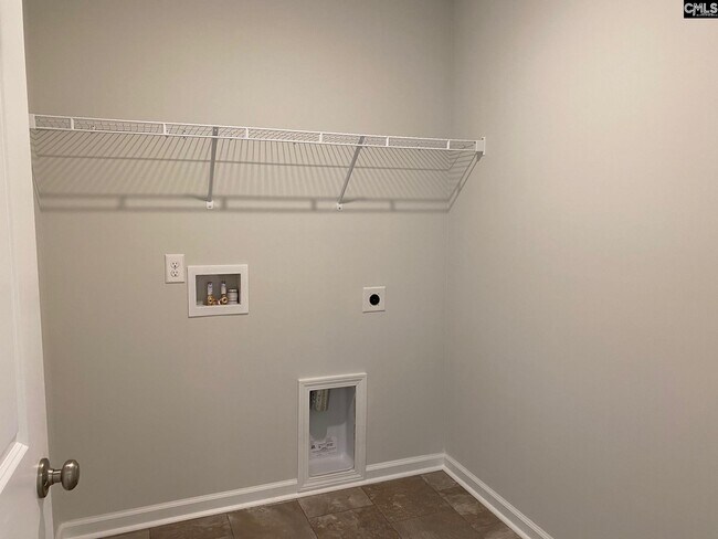 Building Photo - 386 Keeble Dr