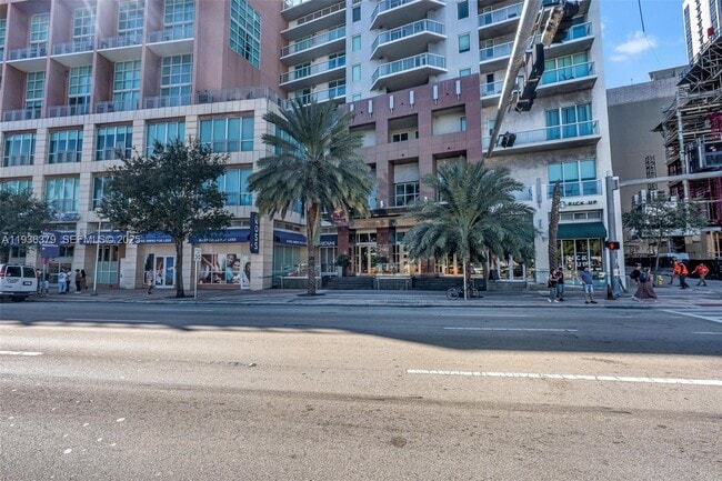 Building Photo - 244 Biscayne Blvd