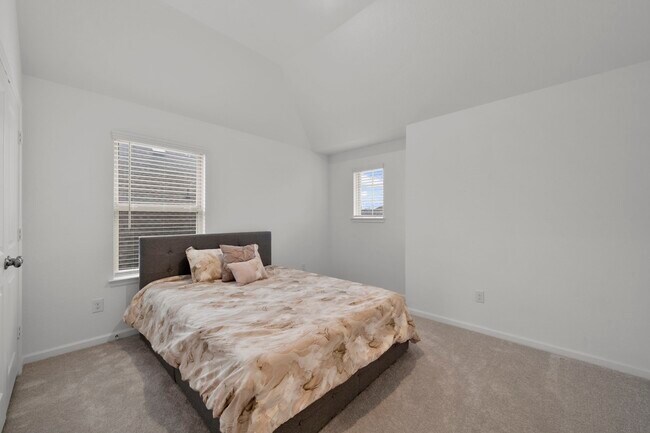 Building Photo - 3704 Field Coast Ln