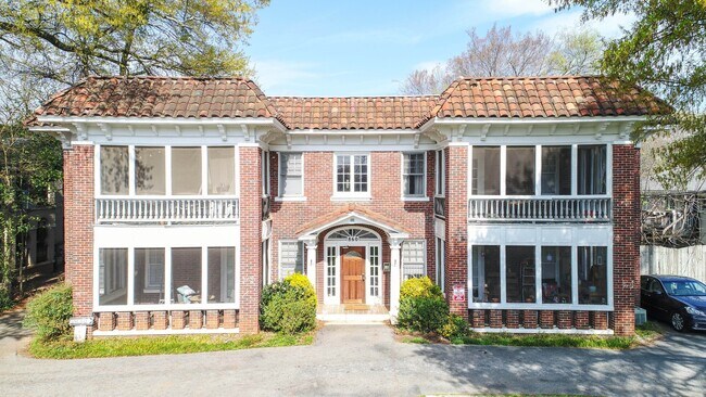 Interior Photo - Charming Apartments in the Heart of Virginia Highland!