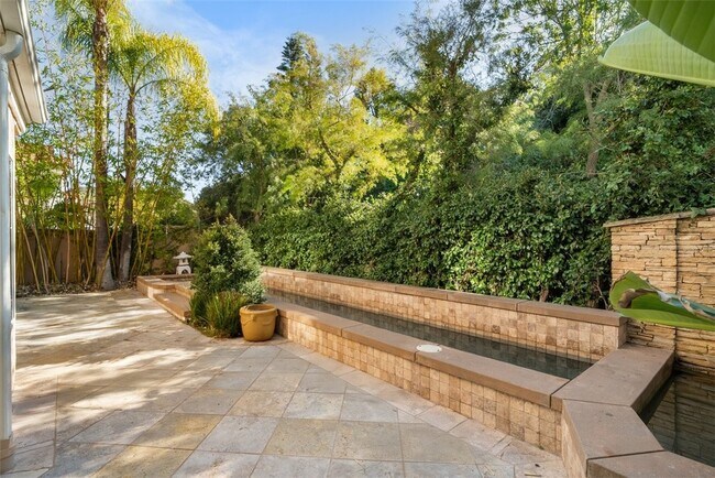 Building Photo - 24774 Cll Conejo