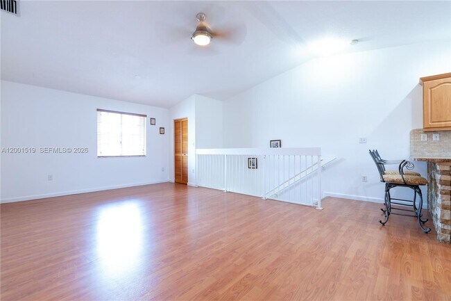 Building Photo - 10017 W Okeechobee Rd