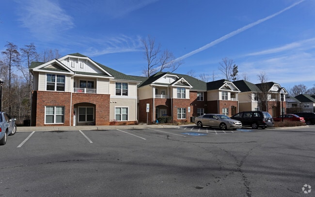 Evergreen Landing Gastonia, NC Apartment Finder