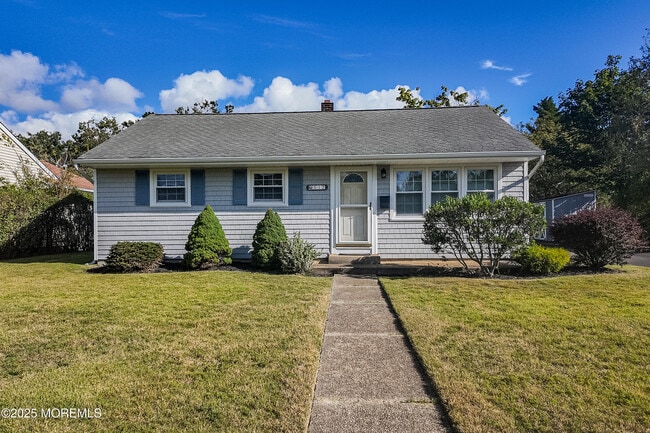 Primary Photo - 512 Terrace Ave