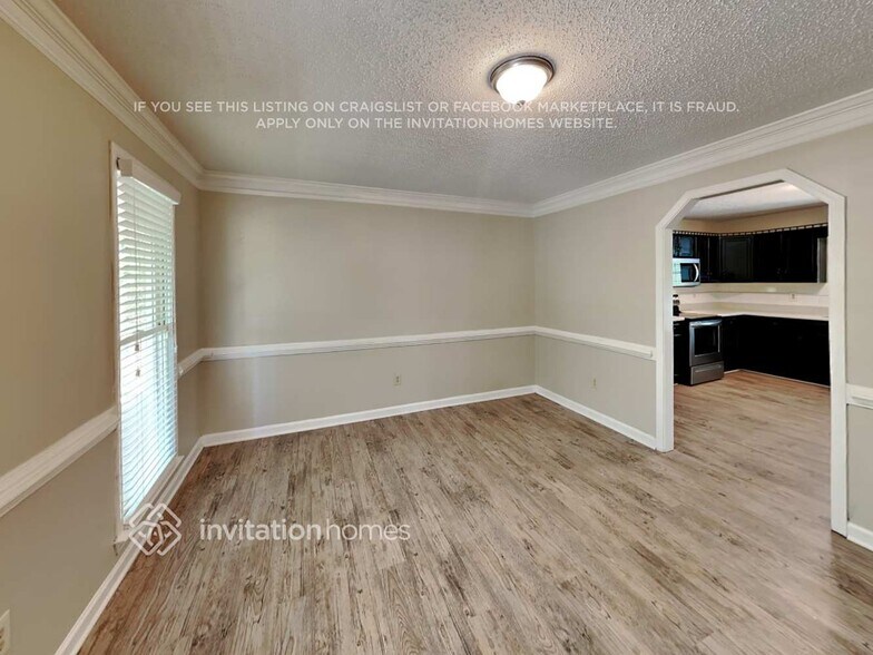 Building Photo - 203 Dene Dr
