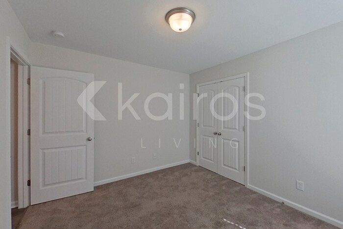 Building Photo - 103 St Phillip Wy