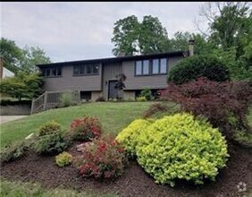 Building Photo - 295 Carmell Dr