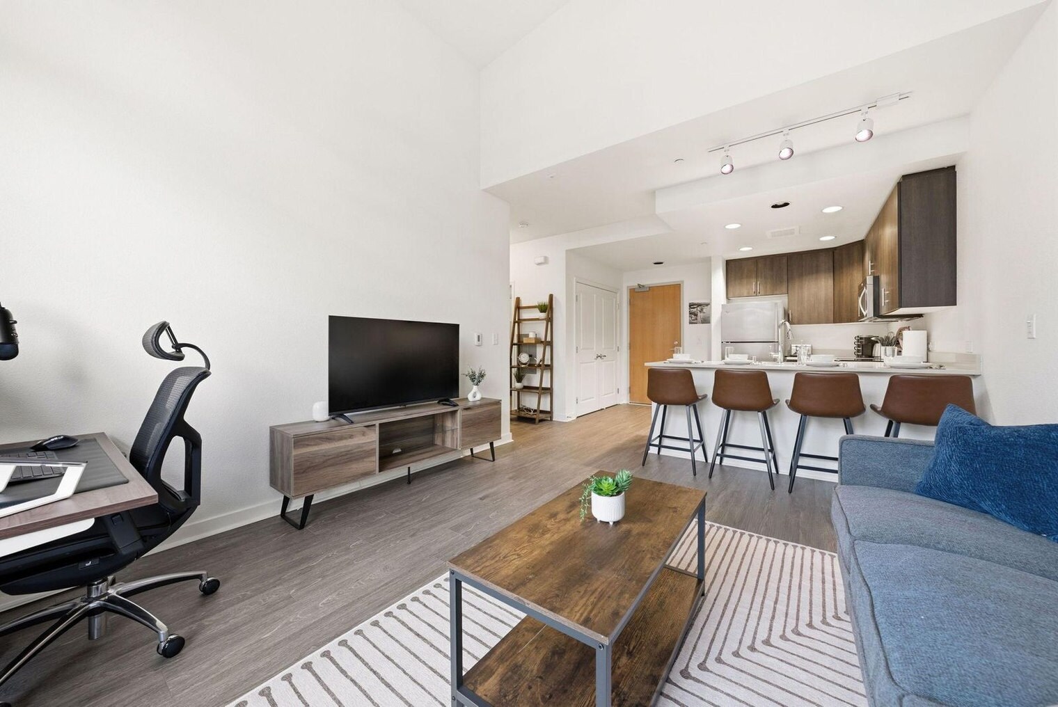 Building Photo - 1155 4th St