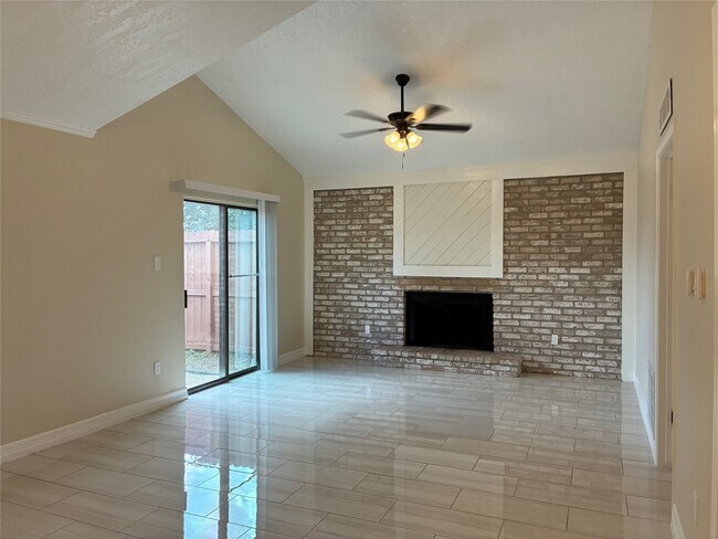 Building Photo - 6401 Deihl Rd