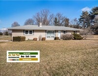 Building Photo - Penn Schools!  Remodeled Granger home-Lawn...