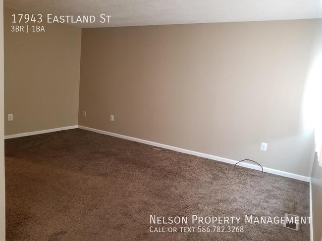 Building Photo - 3 Bedroom Ranch with Updated Kitchen, Appl...