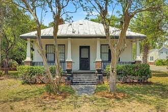 Building Photo - 101 Forrest Ave