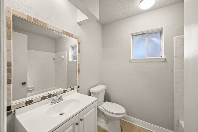 Building Photo - 19302 Pocito Ct