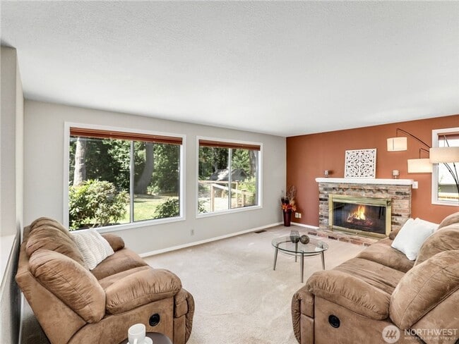 Building Photo - 3bd/2.5ba Woodinville House