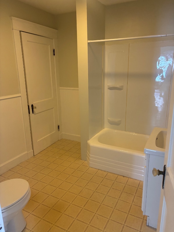 Building Photo - 134 Silver St