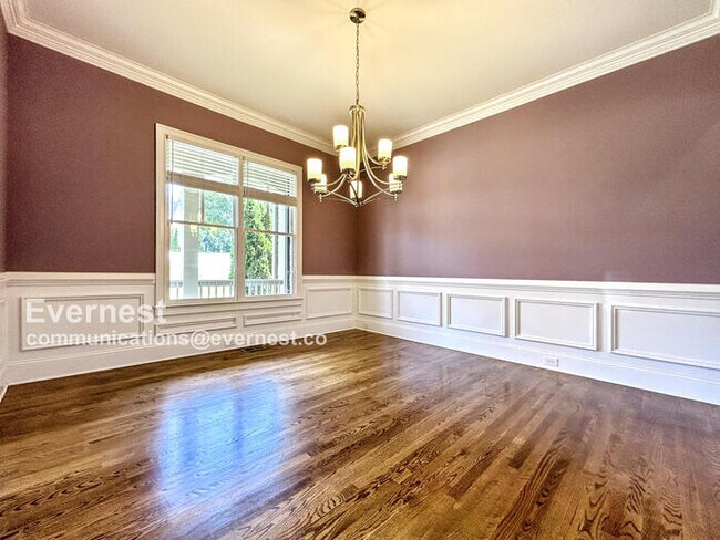 Building Photo - 1070 Windfaire Pl