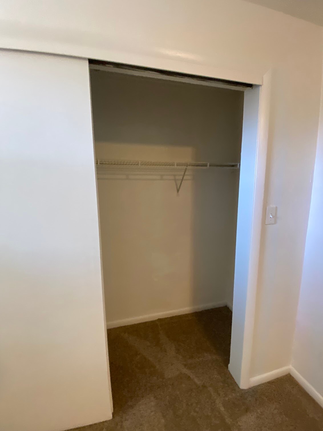 Building Photo - 5819 Bartlett St