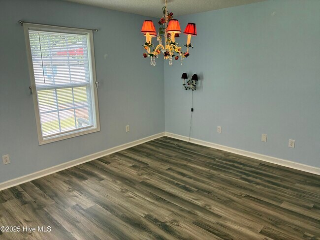 Building Photo - 17 Calabash Dr